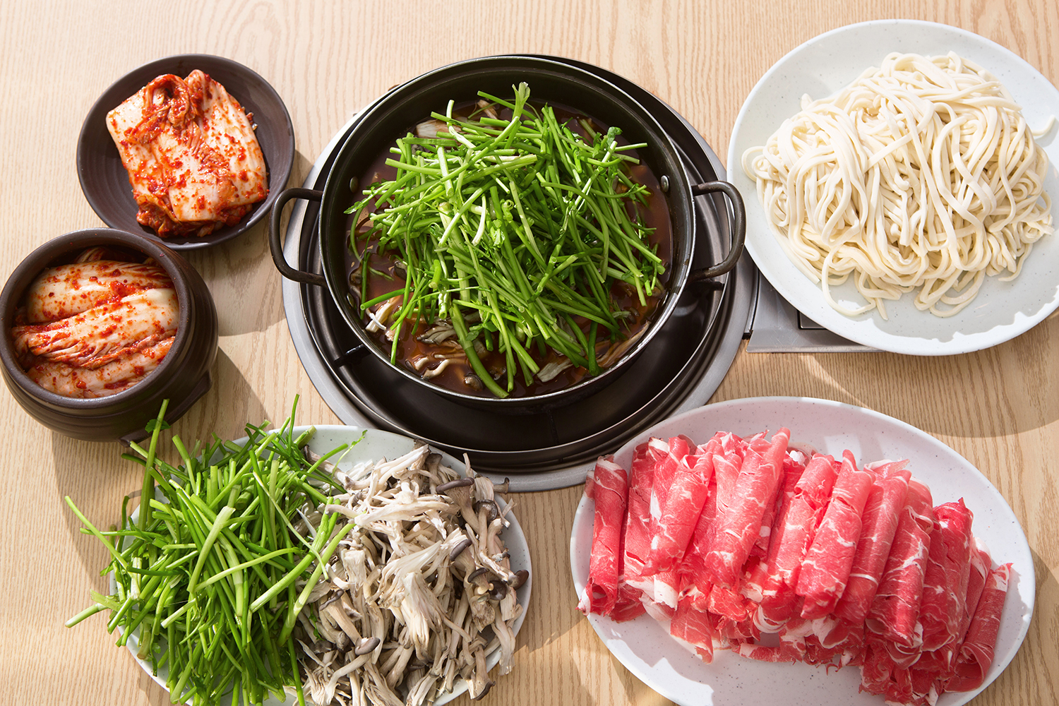 얼크니손칼국수 (야채,등심 + 손칼국수 + 볶음밥)