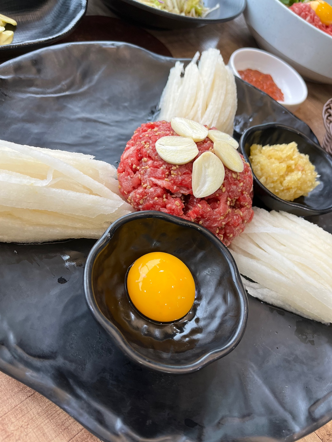 마늘육회