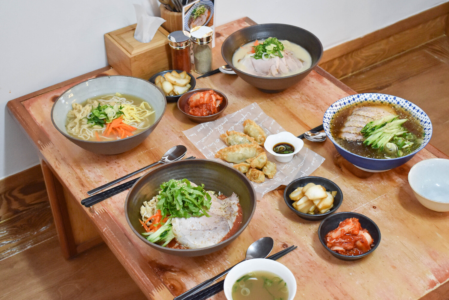 국시트멍 제주고기국수