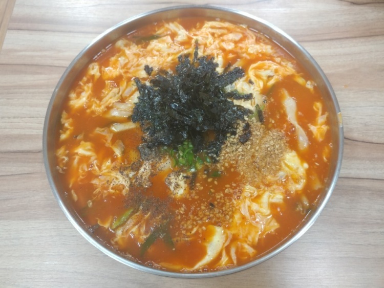 동일장칼국수
