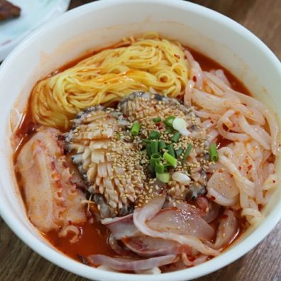 동피랑전복마을
