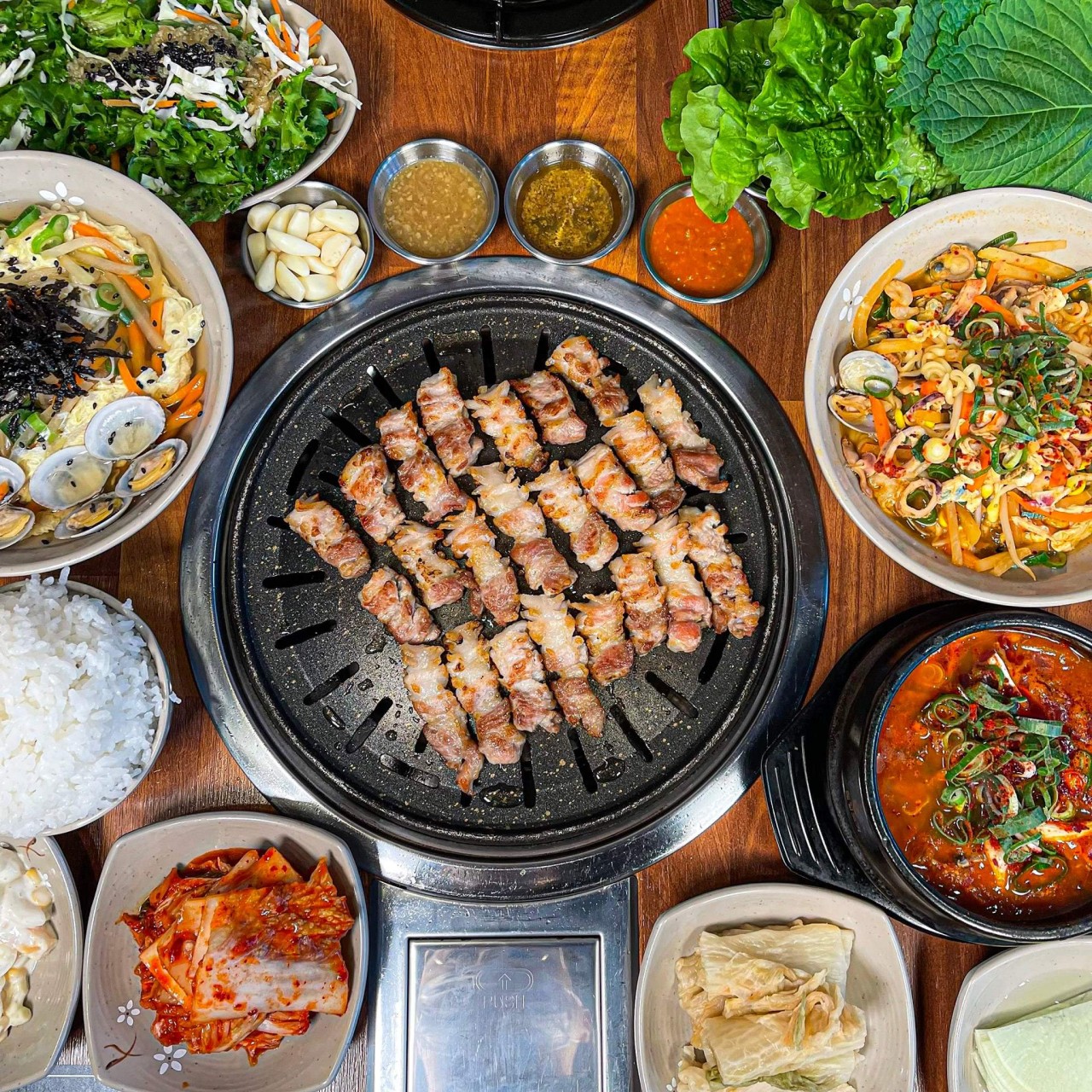 군산꽃삼겹 디오션점