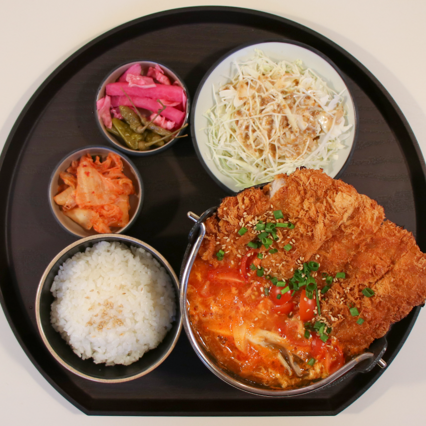김치 카츠나베 정식