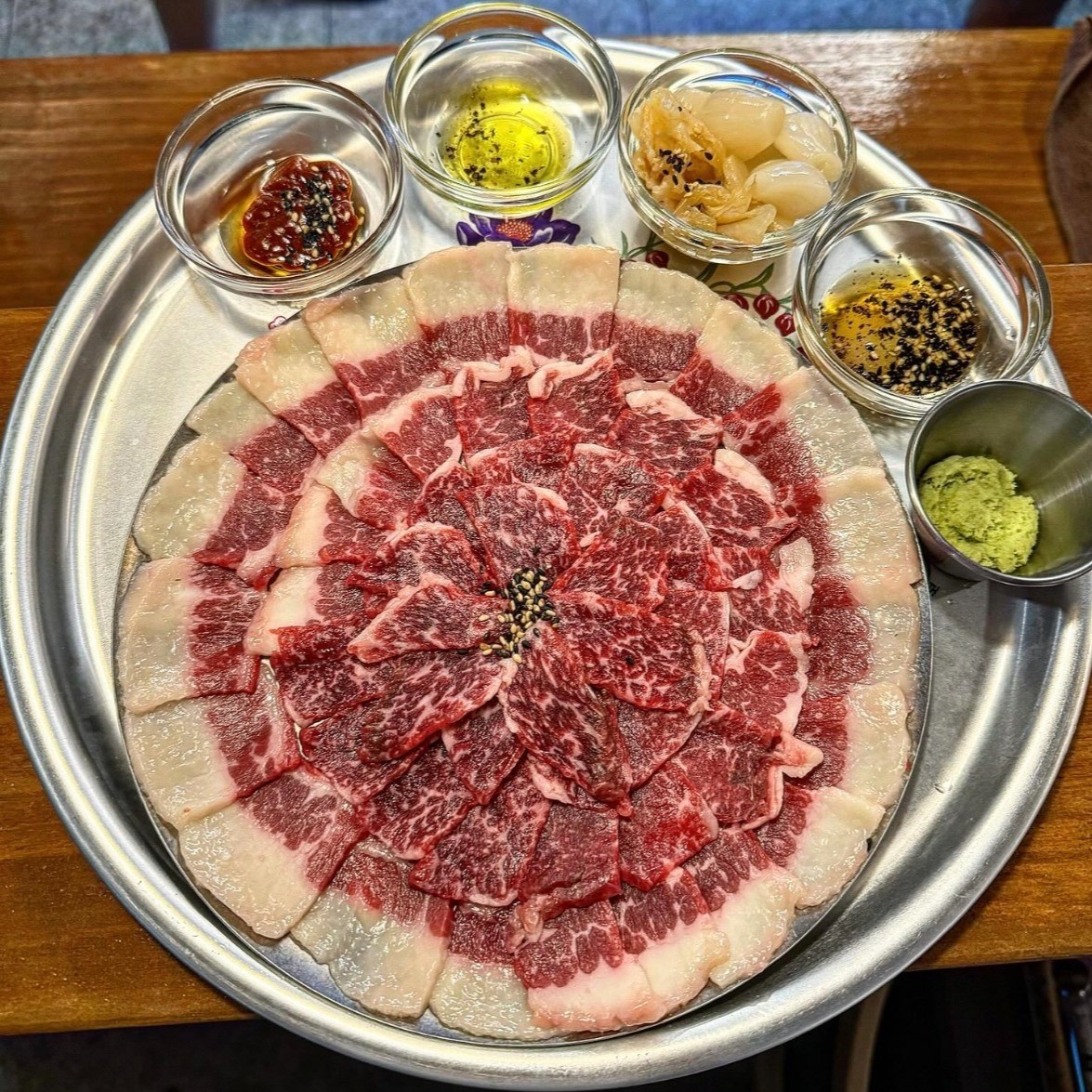 한우차돌사시미