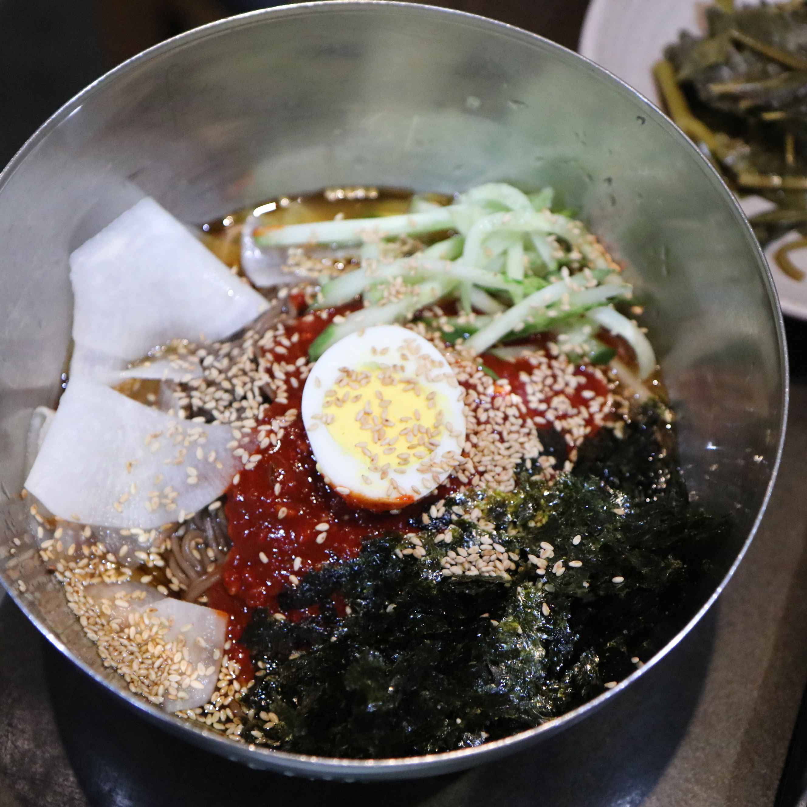 말이 비빔 막국수