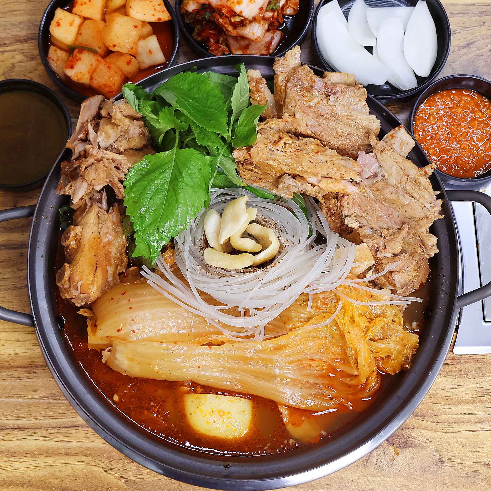 묵은지감자탕 2인