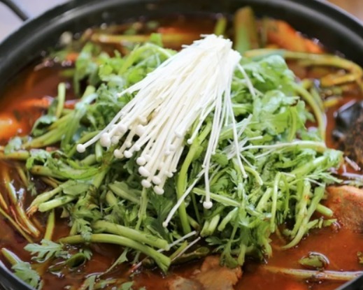 서더리매운탕(한정판매)