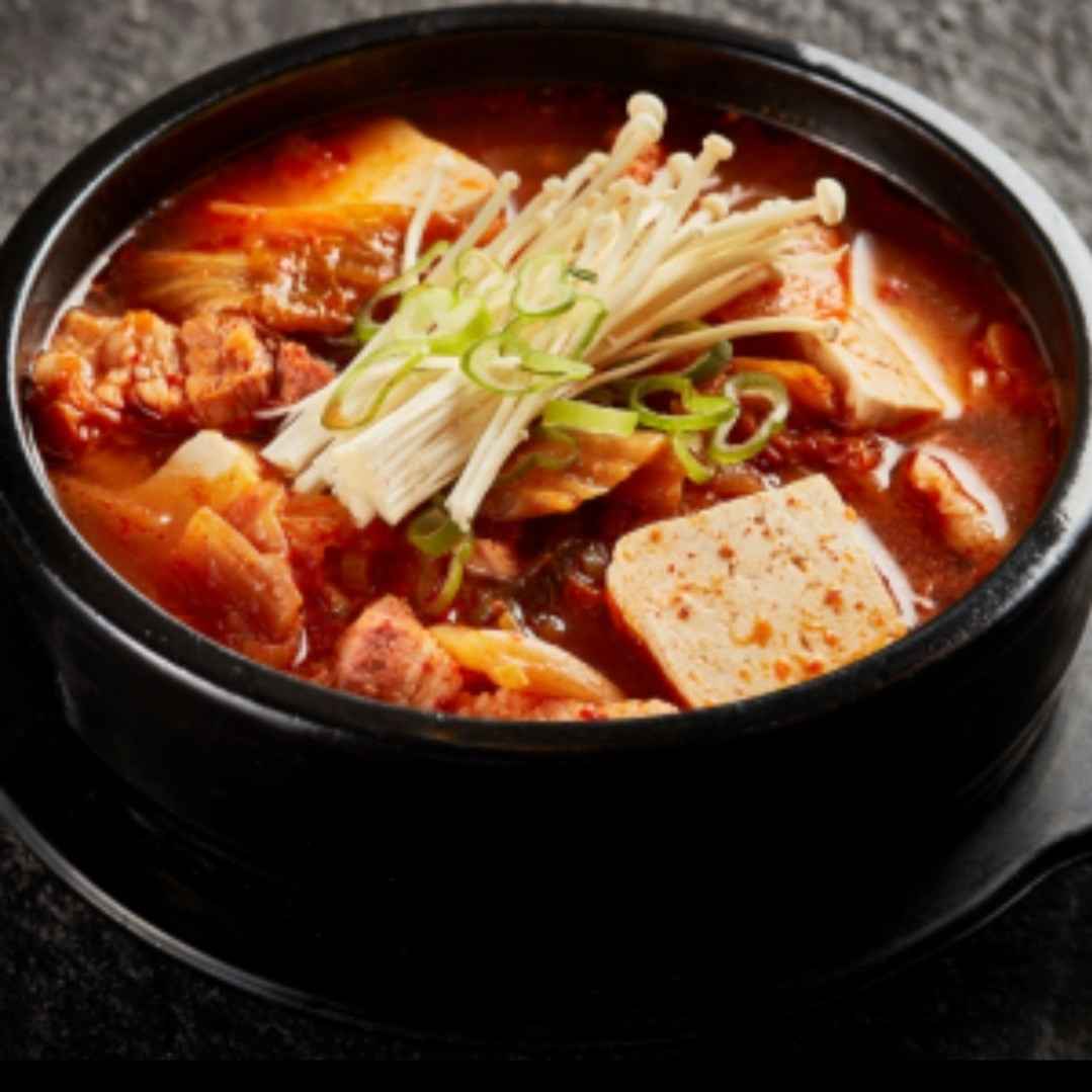 고기듬뿍 김치찌개