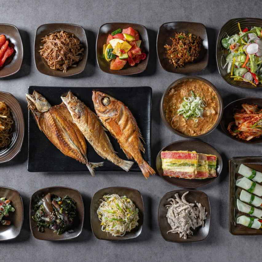 솥밥+명인반찬13가지+생선구이+청국장