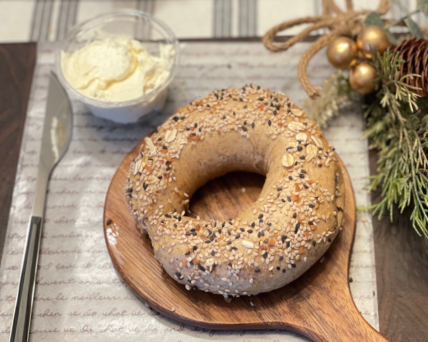 통밀 에브리띵베이글