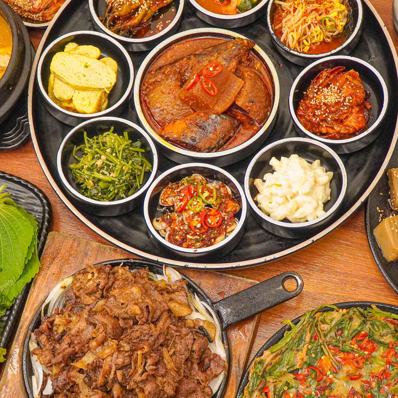 석쇠 숯불고기 정식 (2인부터)