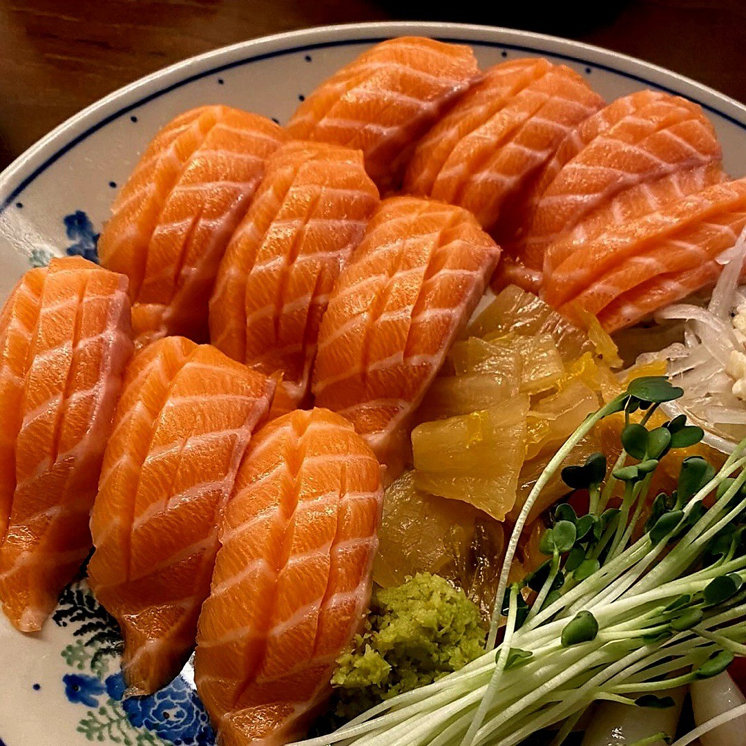 연어 초밥