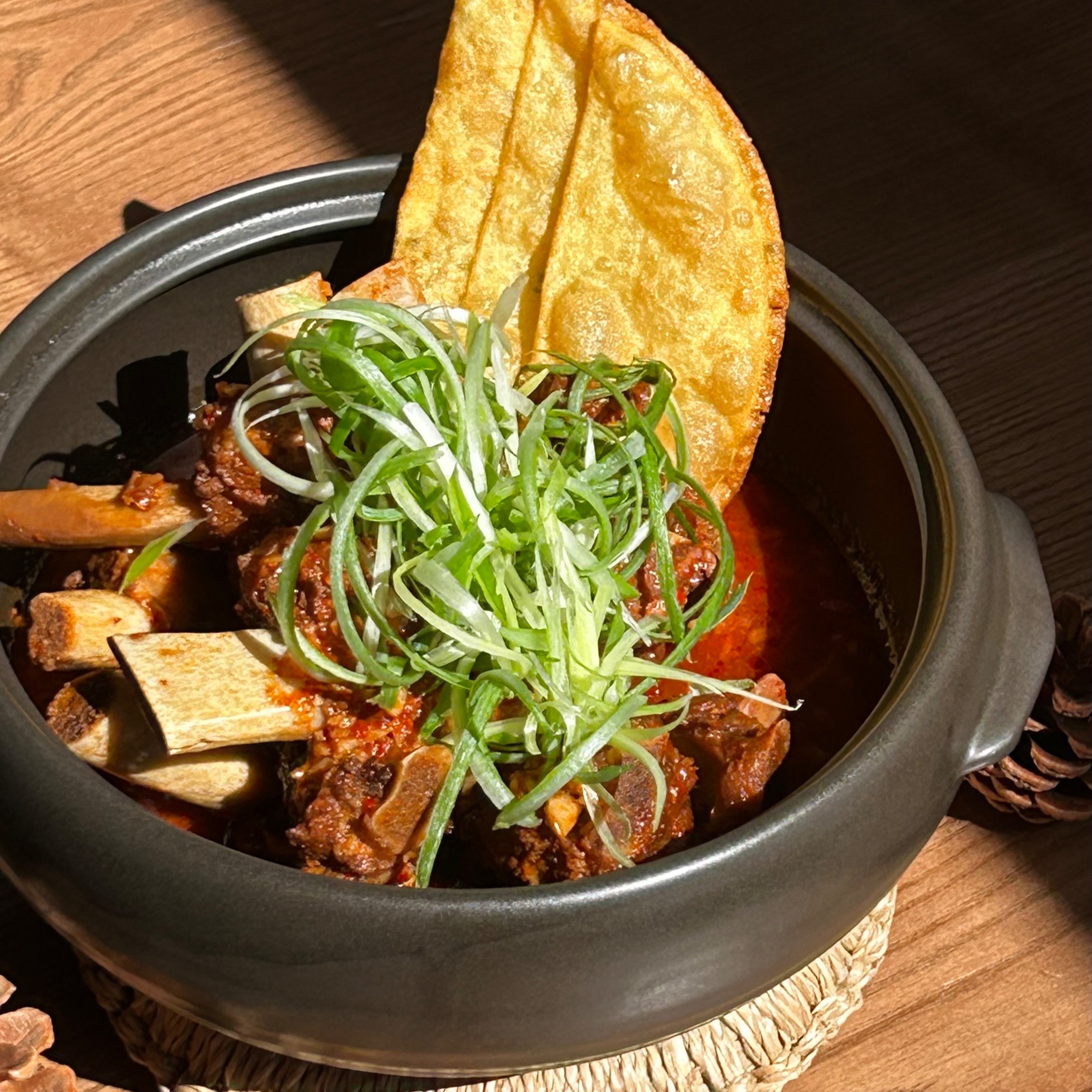소갈비찜(Stewed beef short ribs)
