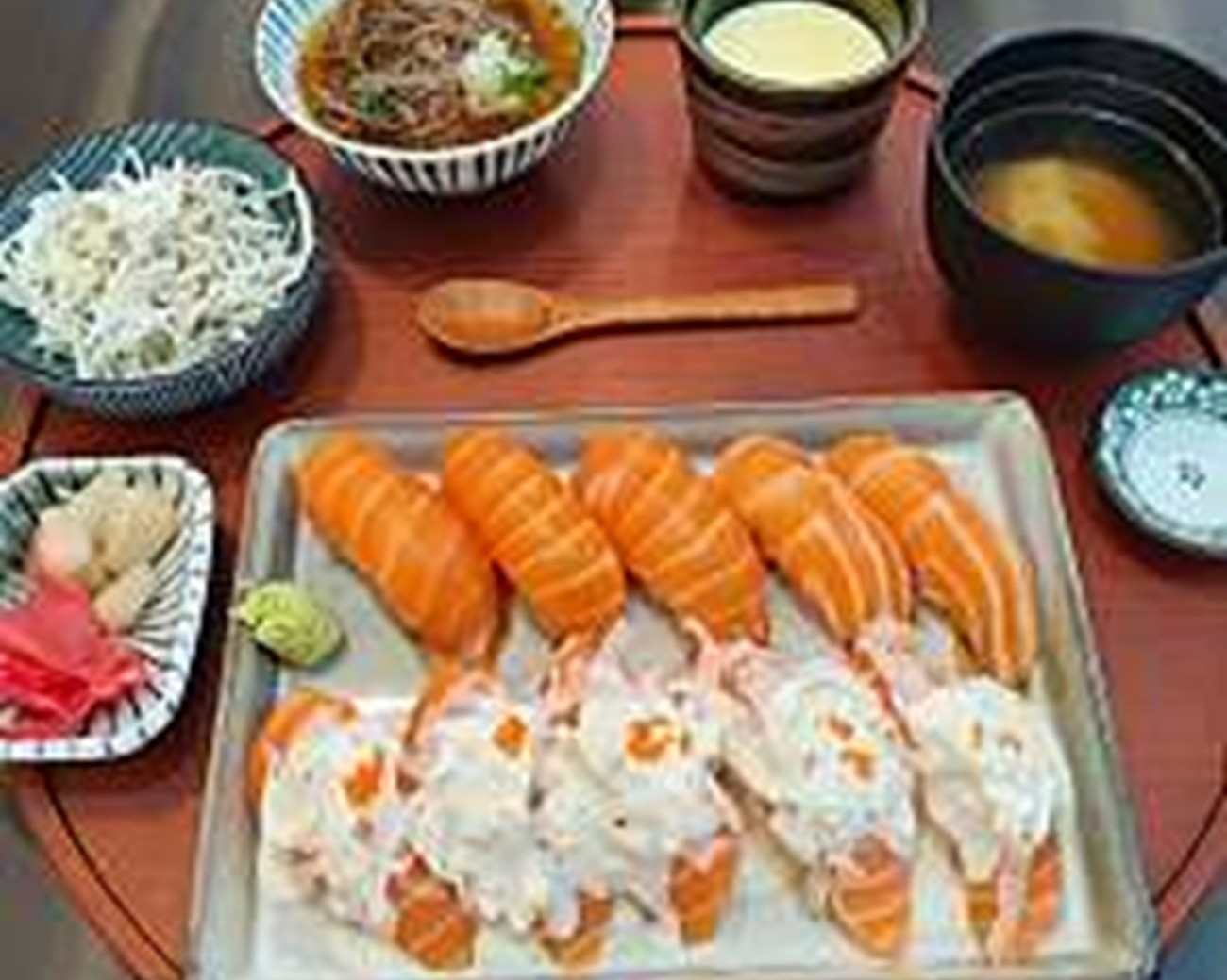 연어 반반초밥 10p