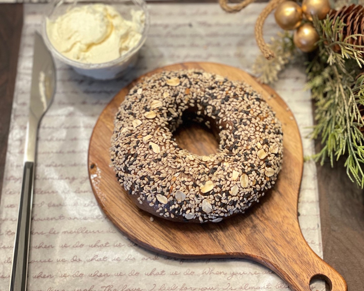 호밀 에브리띵베이글