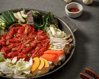철판닭갈비한판(2~3인 추천)