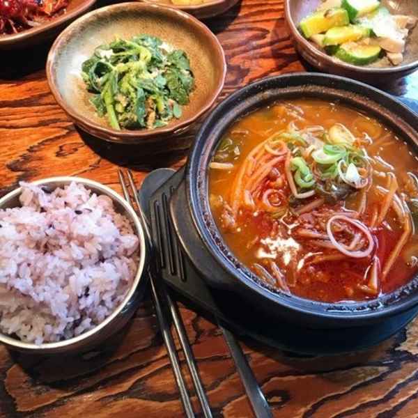 얼큰소고기국밥