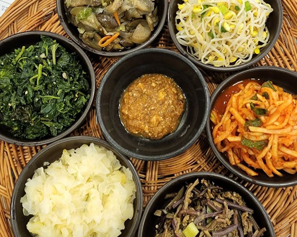 산채보리밥