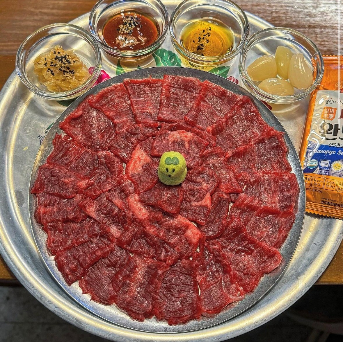 한우육사시미