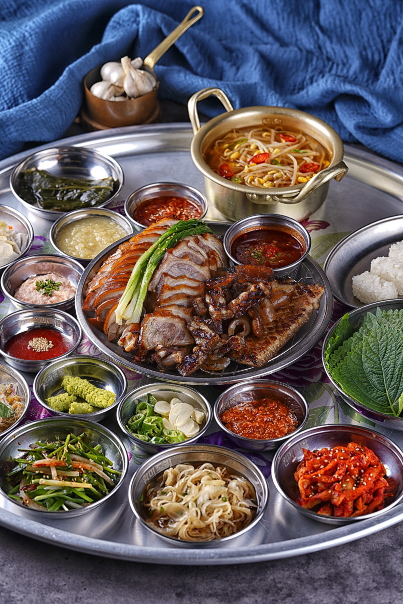 완미족발 서울암사점