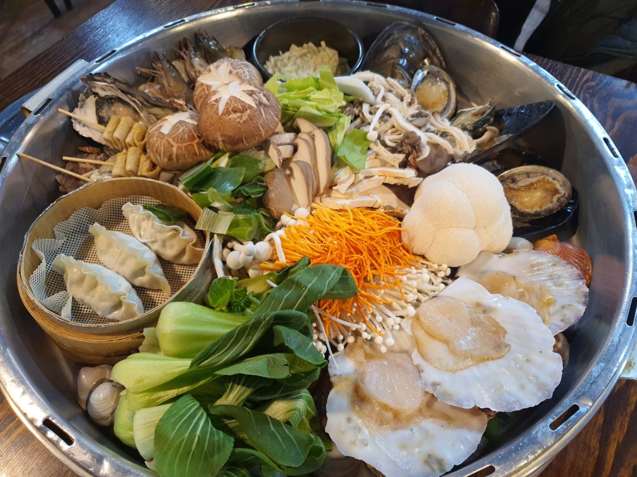 대물조개전골 등갈비