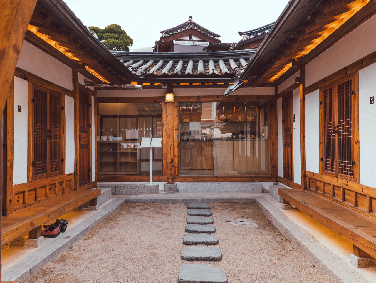 북촌라운지 차차티클럽