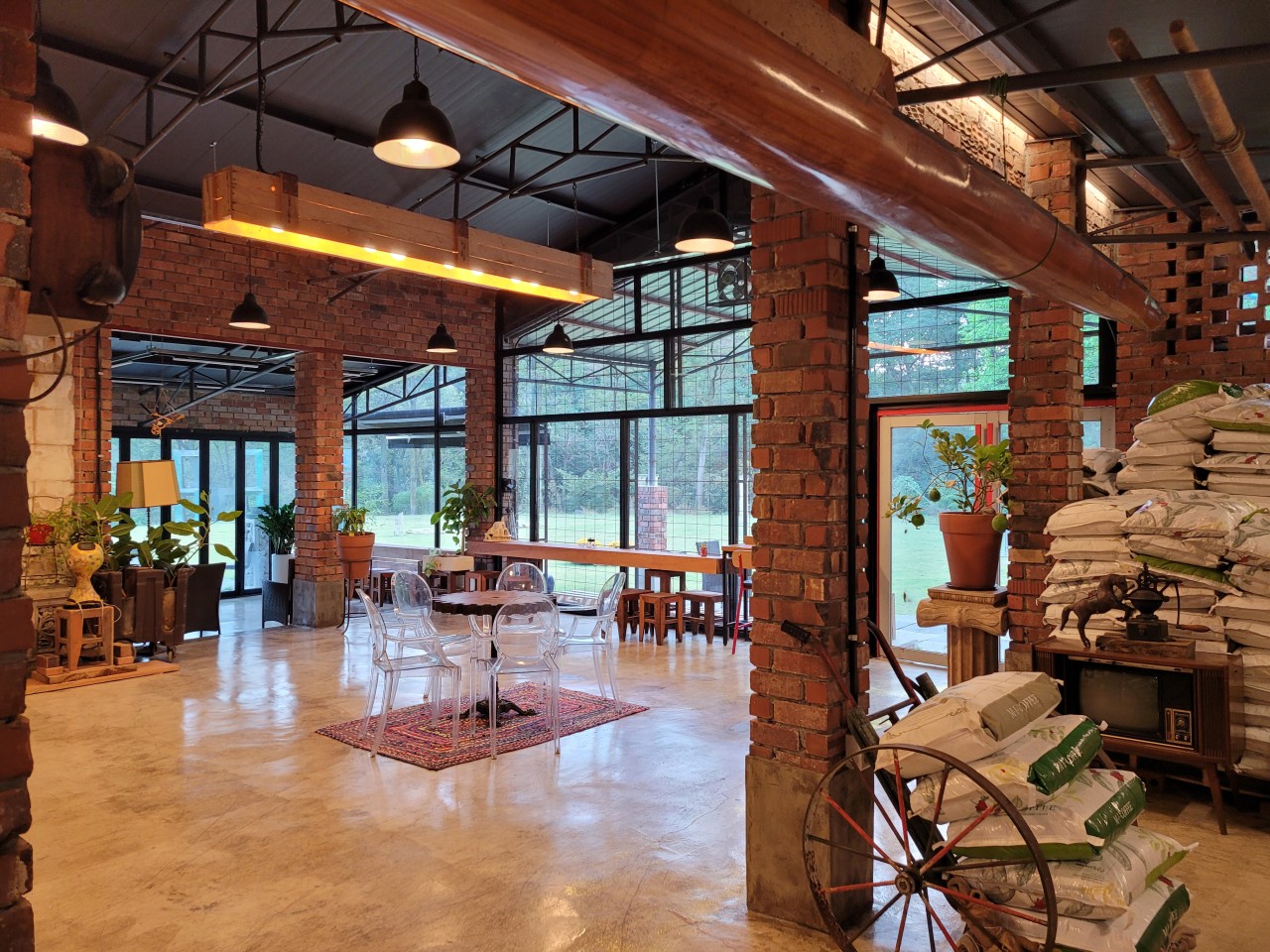 갓솥 갓지은솥밥 대전점